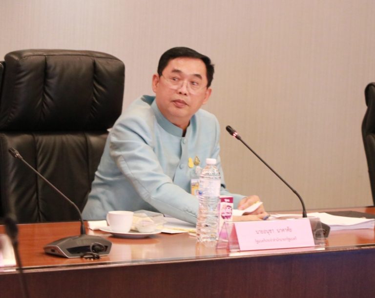 รมต.อนุชา นั่งหัวโต๊ะประชุมคคบ.ดำเนินคดีเจ้าของธุรกิจอสังหา-เนอสซิ่งโฮม