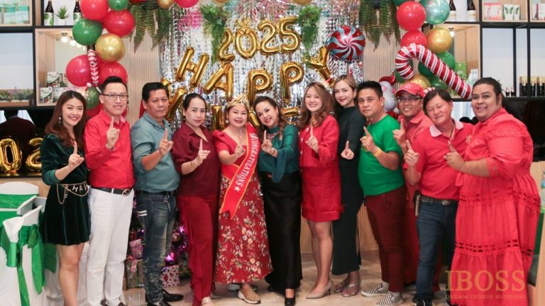 IBOSSWORLD เติมความสุขกับชีวิตที่ออกแบบได้  ฉลองคริสต์มาส อบอุ่น สนุกสนาน ด้วยรอยยิ้ม